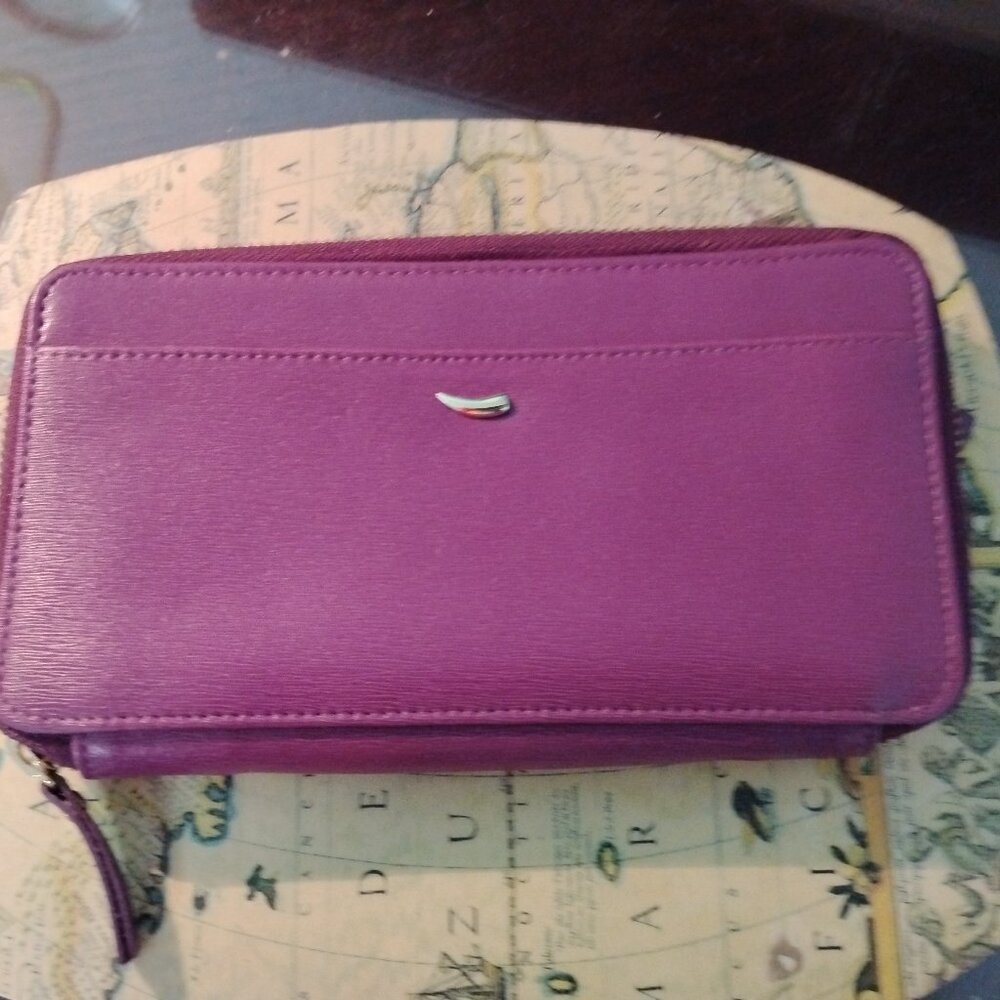 ❤️NWT - TUSK Purple Genuine Leather Zip Around 16 Clutch Wallet